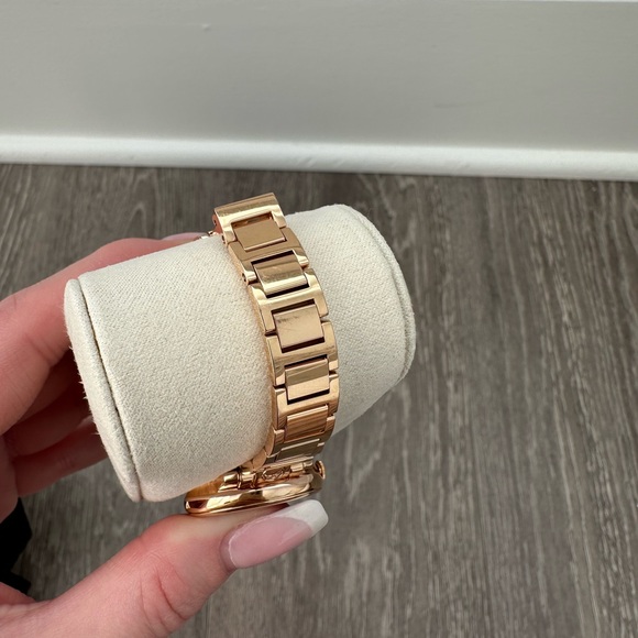 Fendi Watch - Picture 3 of 10